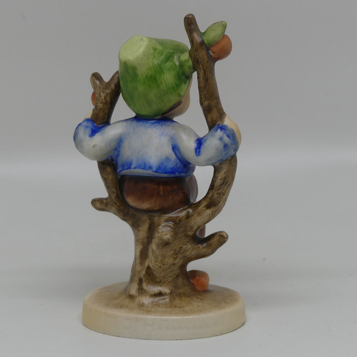 hum0142-3-0-mi-hummel-figure-apple-tree-boy-tmk3
