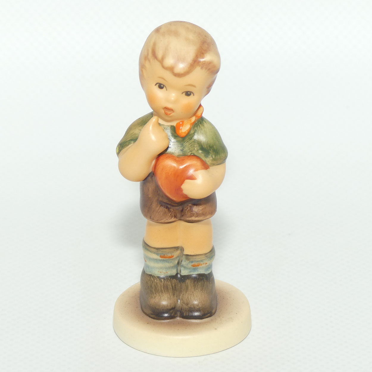HUM2050 MI Hummel figure Be Mine