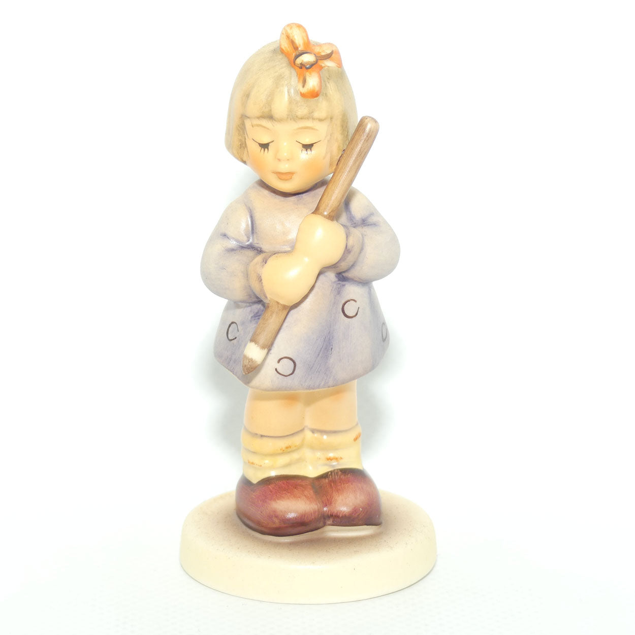HUM2087/A MI Hummel figure Sharpest Student