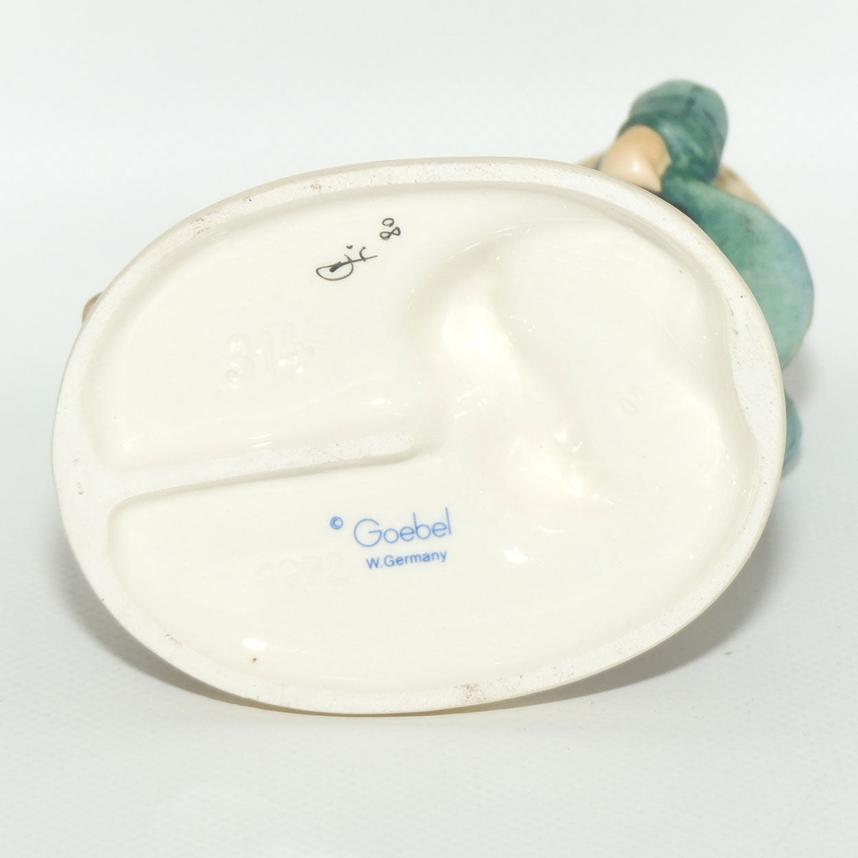 HUM0314 MI Hummel figure Confidentially | TMK6