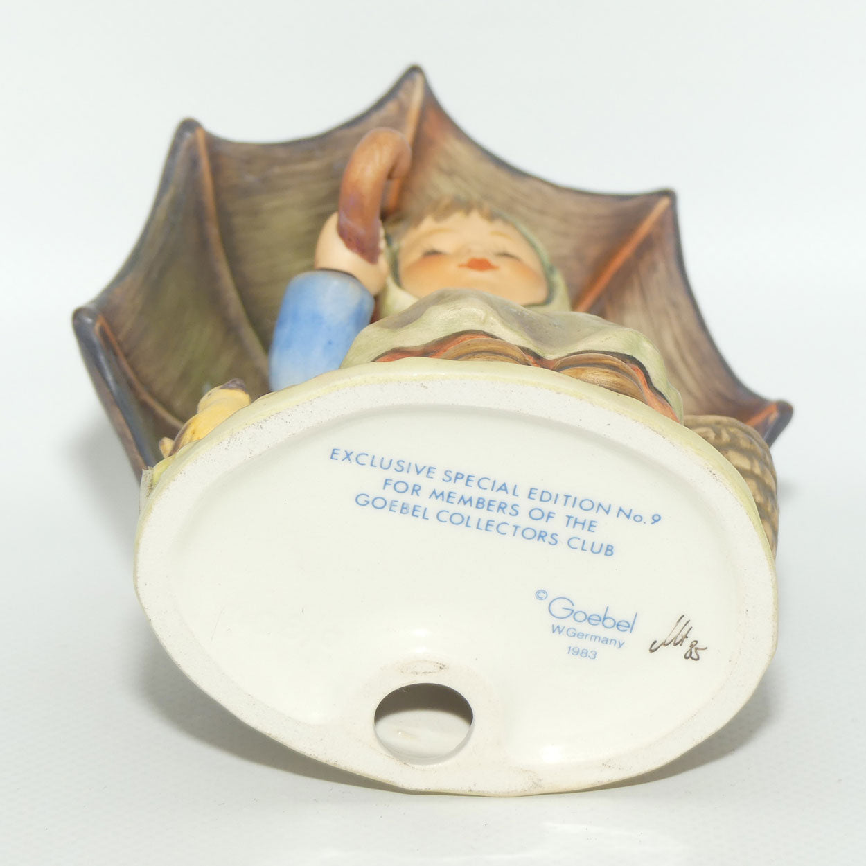 HUM0408/0 MI Hummel figure Smiling Through | TMK6