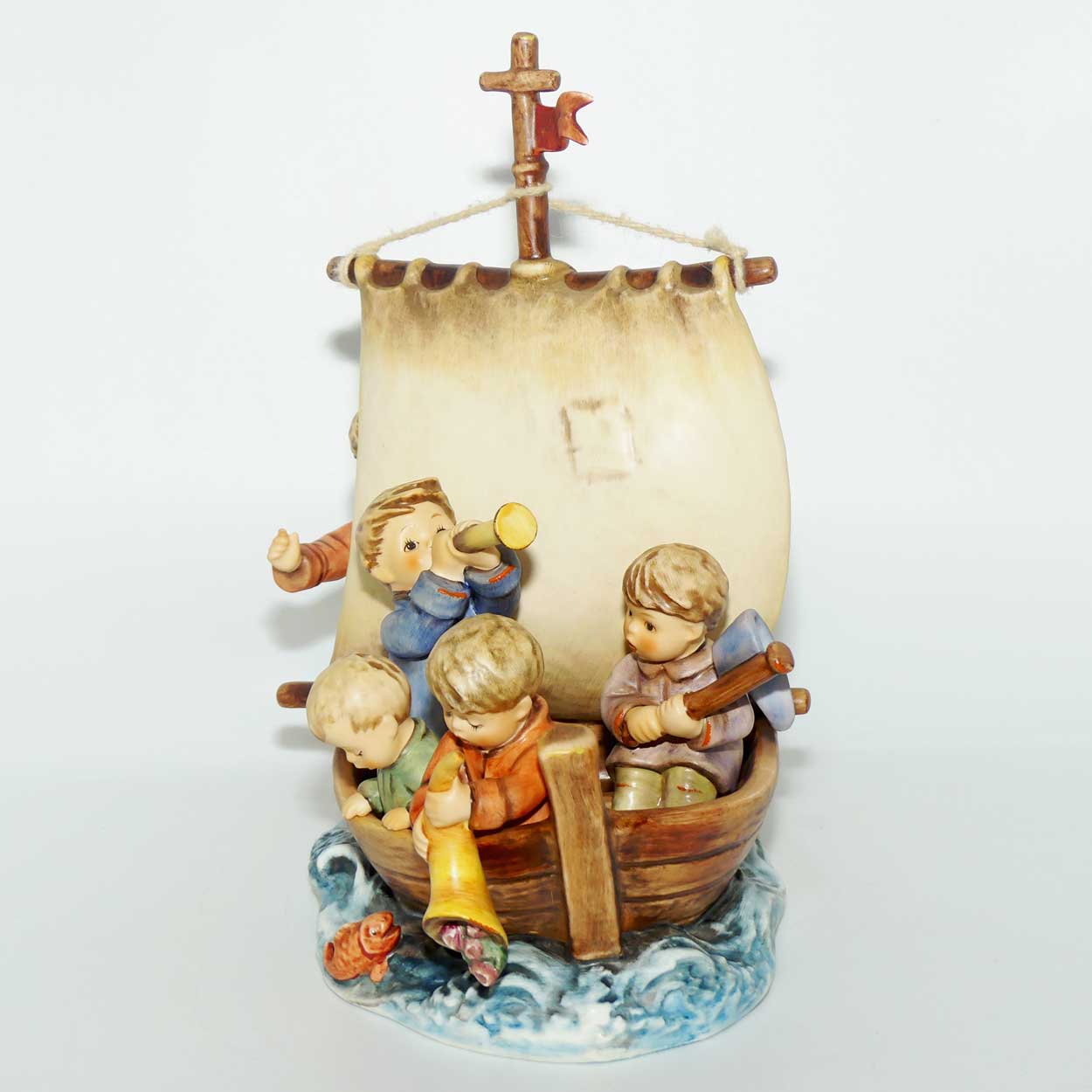 HUM0530 MI Hummel figure Land In Sight | Ltd Ed #10217 | boxed