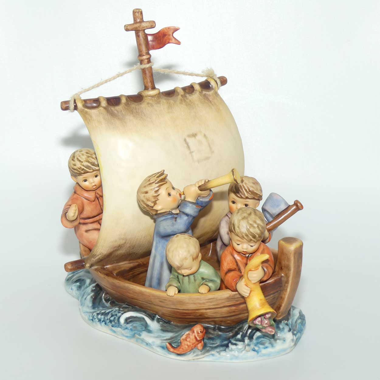 HUM0530 MI Hummel figure Land In Sight | Ltd Ed #10217 | boxed