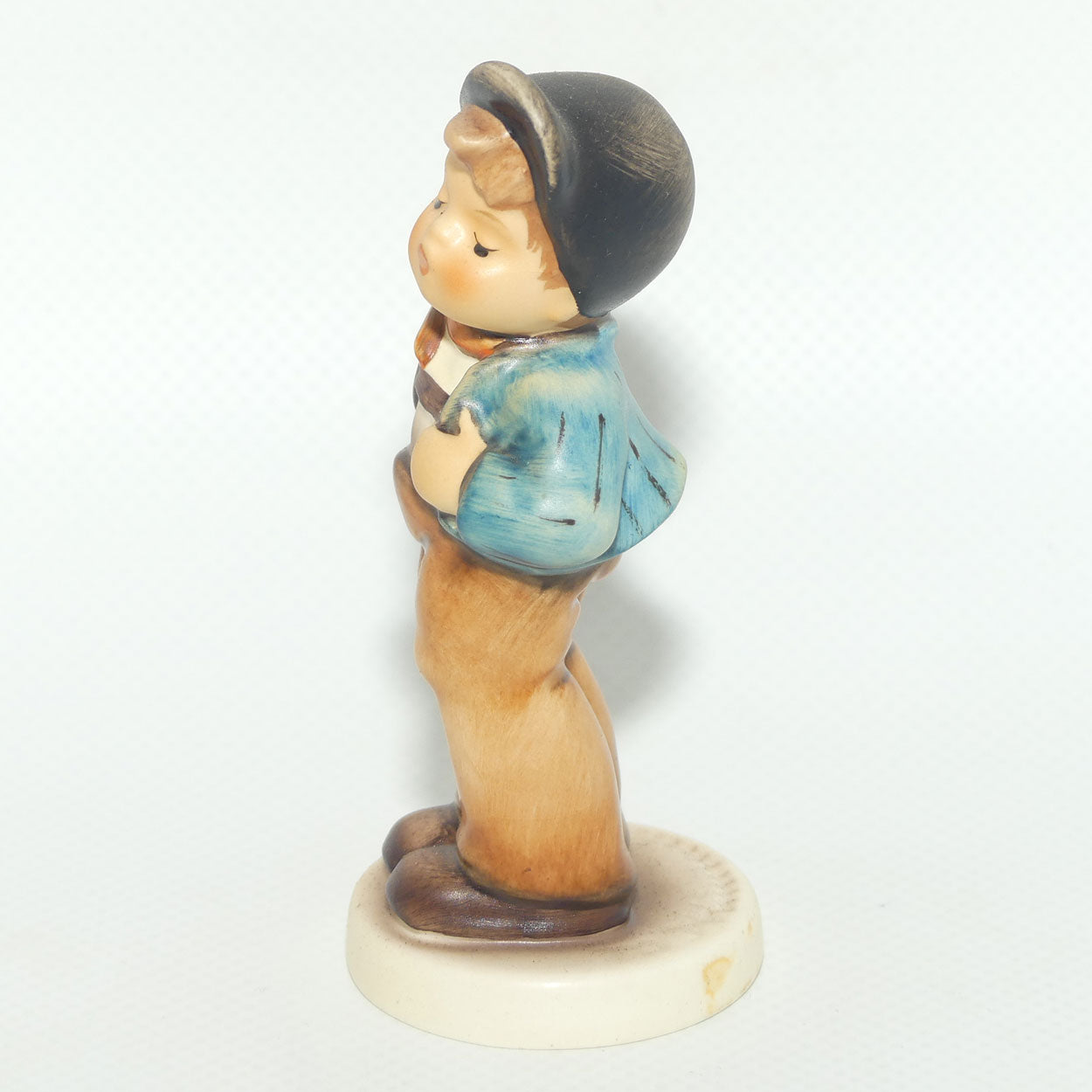HUM0560 MI Hummel figure Lucky Fellow