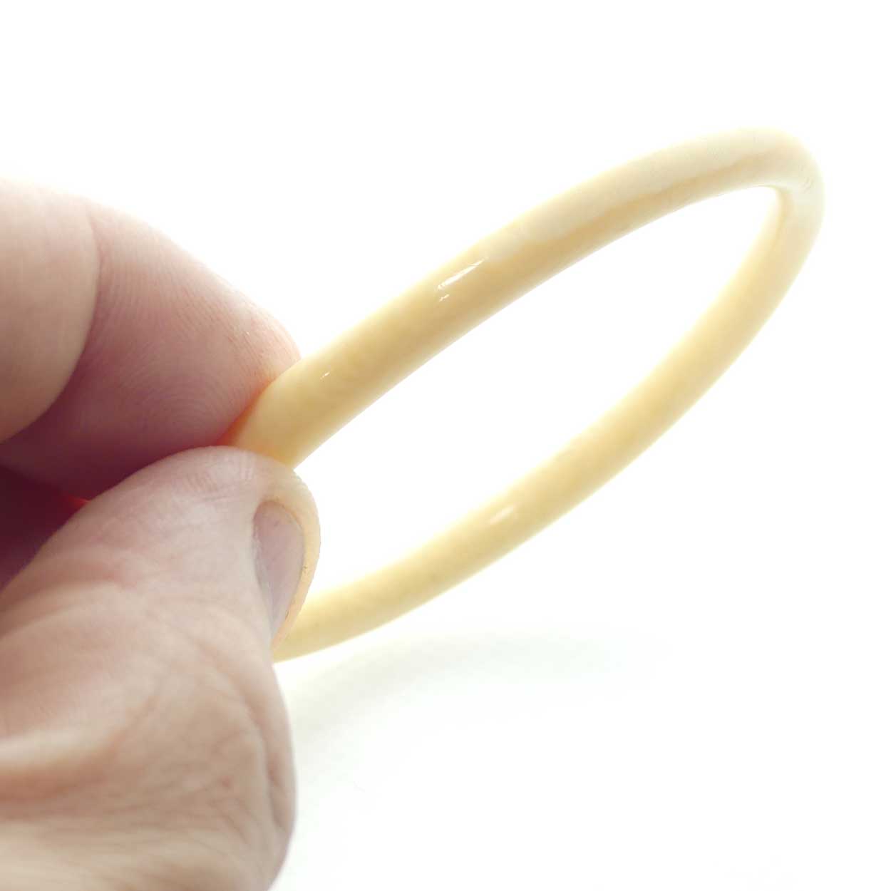 Antique Ivory Ladies Bangle | Round Shape | 6mm wide