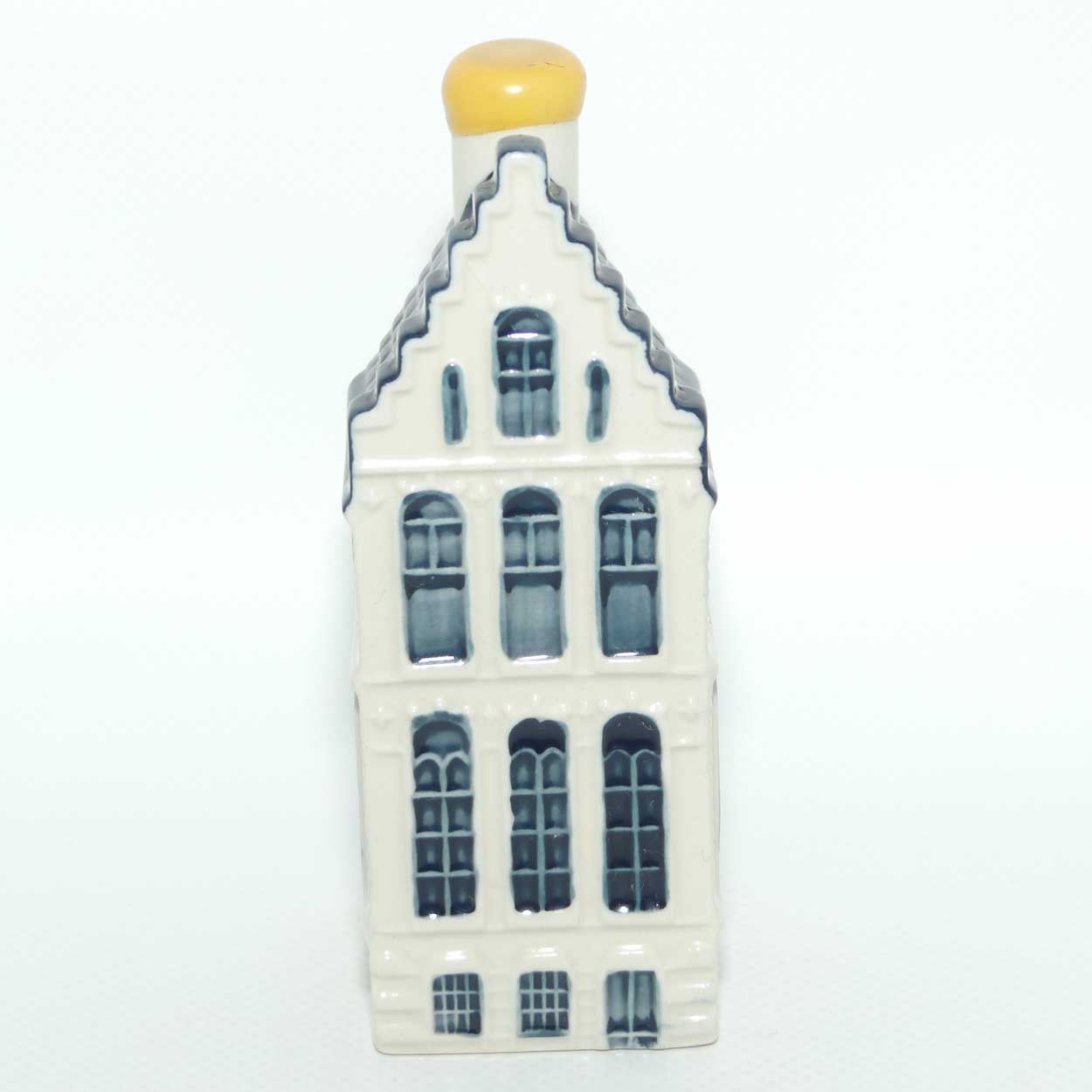 Delft Blue Cottage House miniature decanter for KLM by Bols | House 52