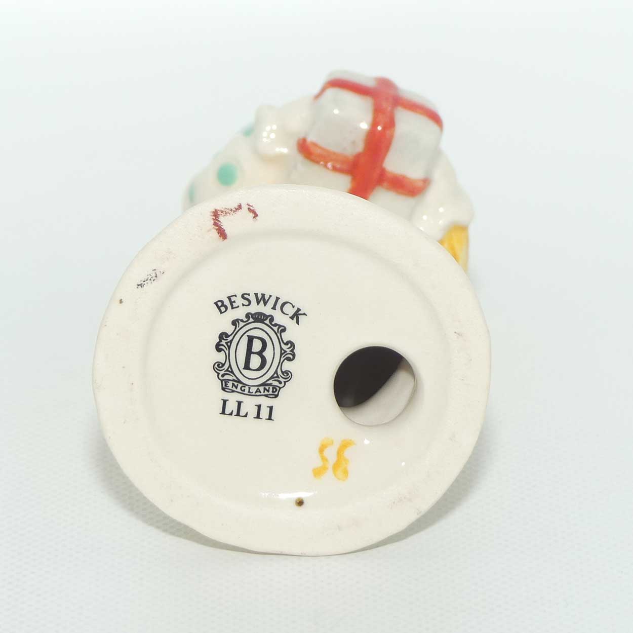 LL11 Beswick Little Lovables Just for You