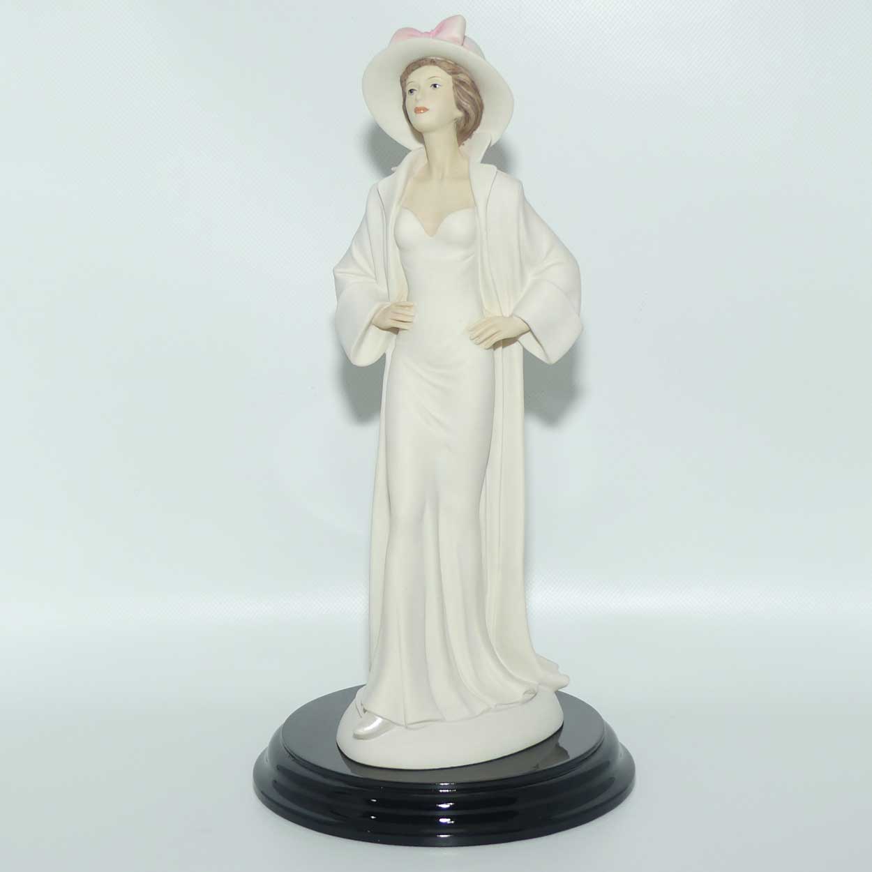 Leonardo Collection figure by Annie Rowe | LP5851 Grace | boxed