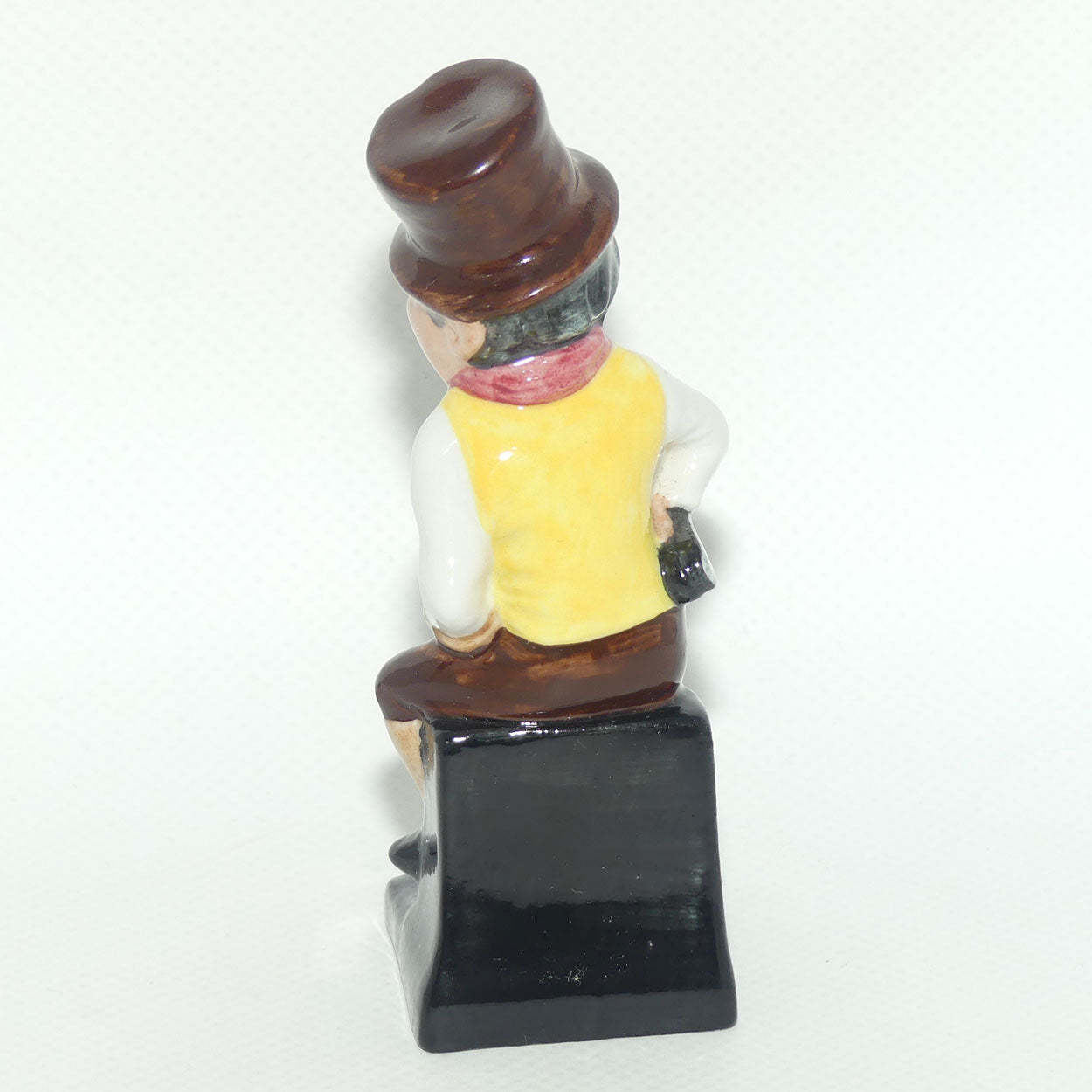 M48 Royal Doulton figure Sam Weller #2