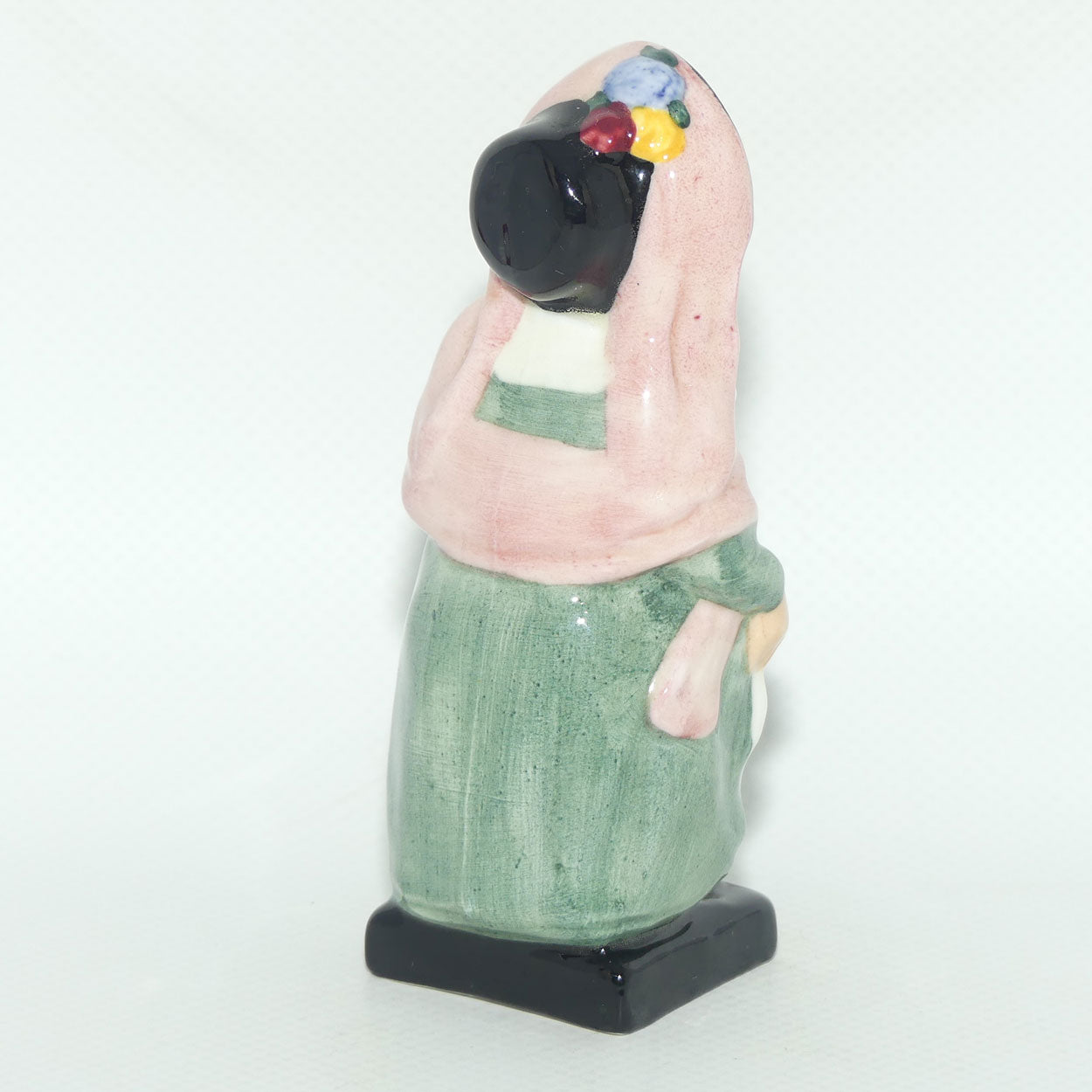 M86 Royal Doulton figure Mrs Bardell