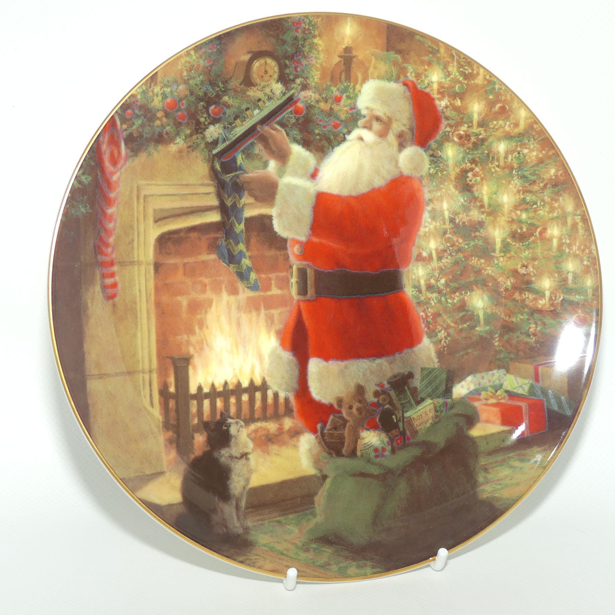 Royal Doulton plate PN100 | Christmas | The Stroke of Midnight | boxed