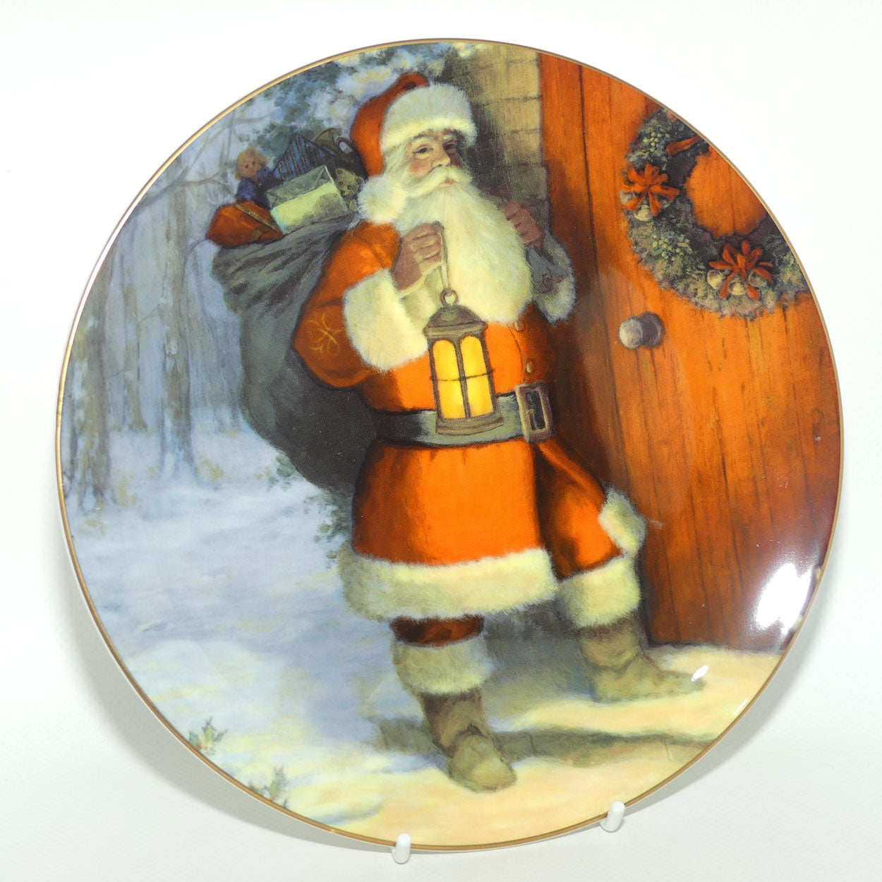 Royal Doulton plate PN101 | Christmas | A Welcome Caller | boxed