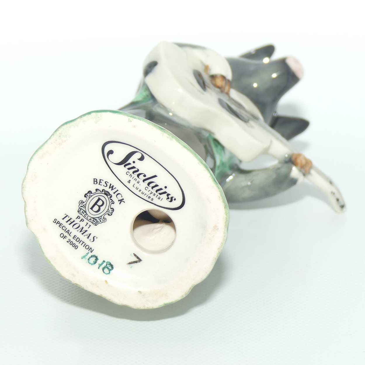 PP11 Beswick Pig Prom Thomas the Guitar Player