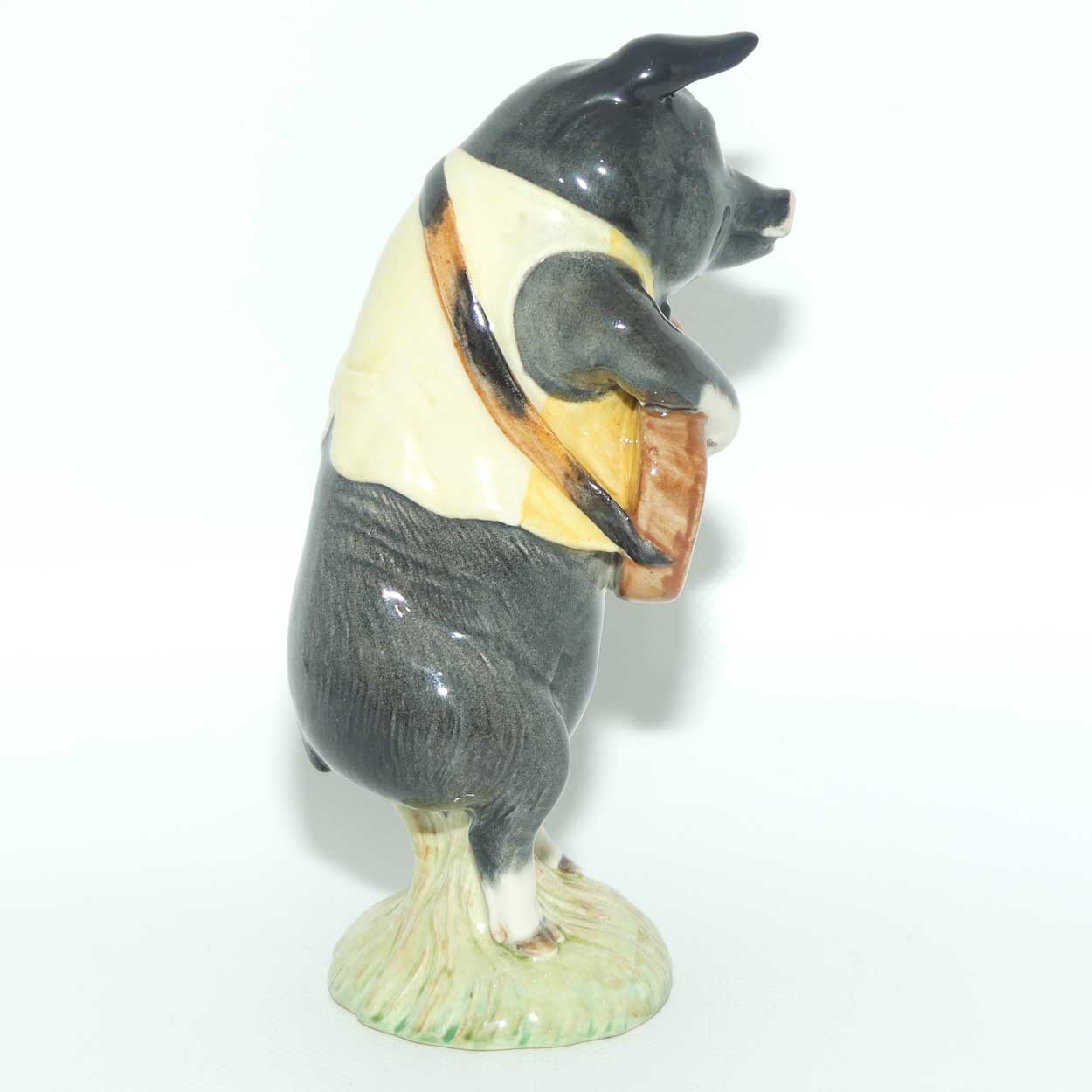 PP09 Beswick Pig Prom Christopher the Guitar Player