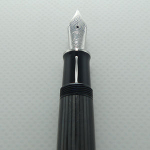 Pelikan M805 Souveran Fountain Pen | Black and Grey Streseman | EF nib | original boxing