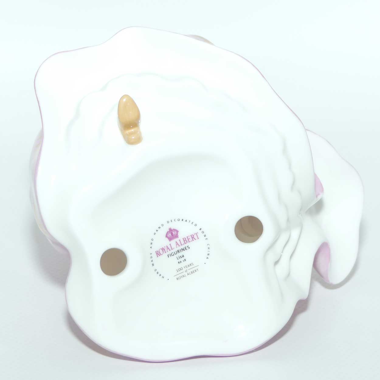 RA18 Royal Albert figure Lisa | 100 Years of Royal Albert