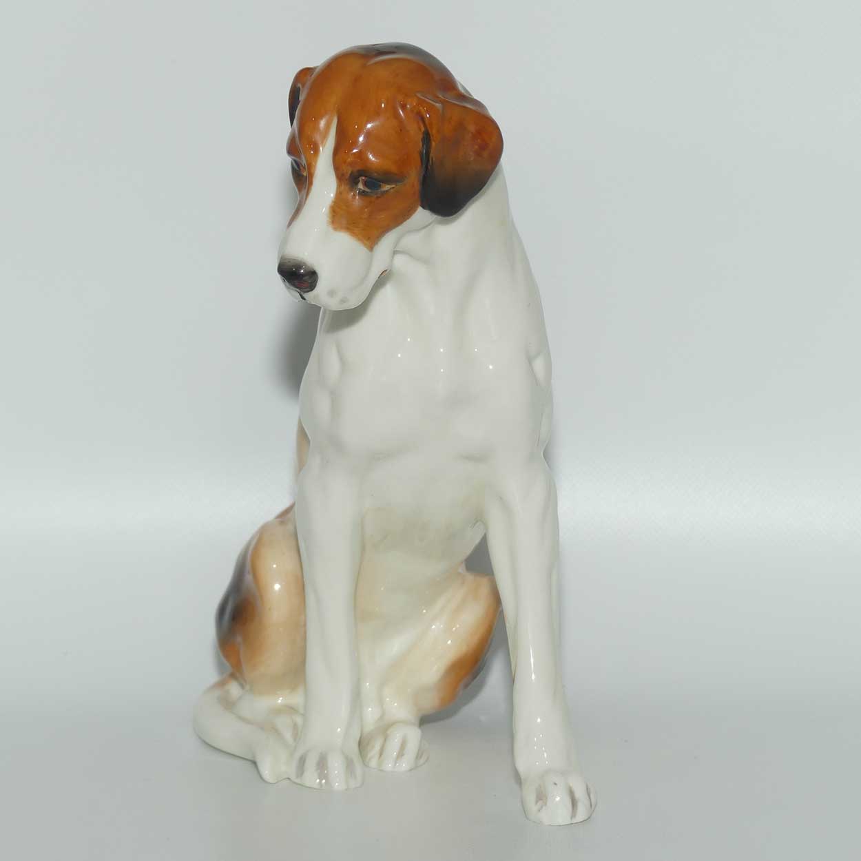 RW2994 Royal Worcester figure Hound (Seated)