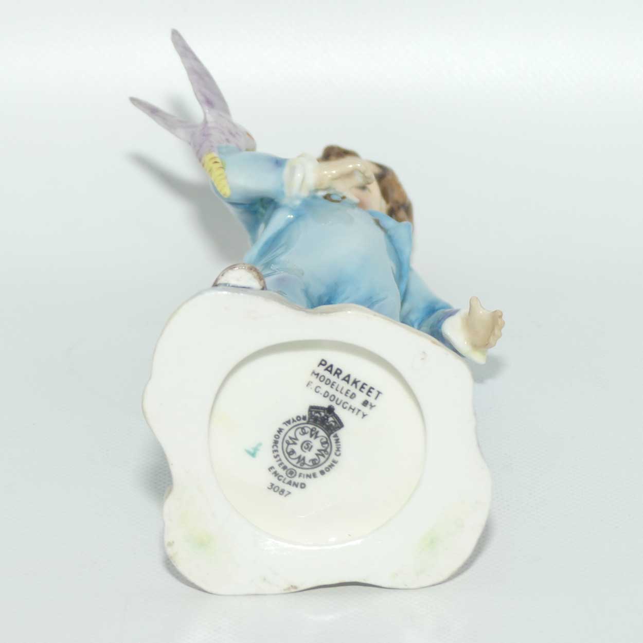 RW3087 Royal Worcester Boy with Parakeet | Colour 1 | #2