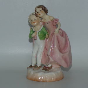 rw3149-royal-worcester-sister-figure