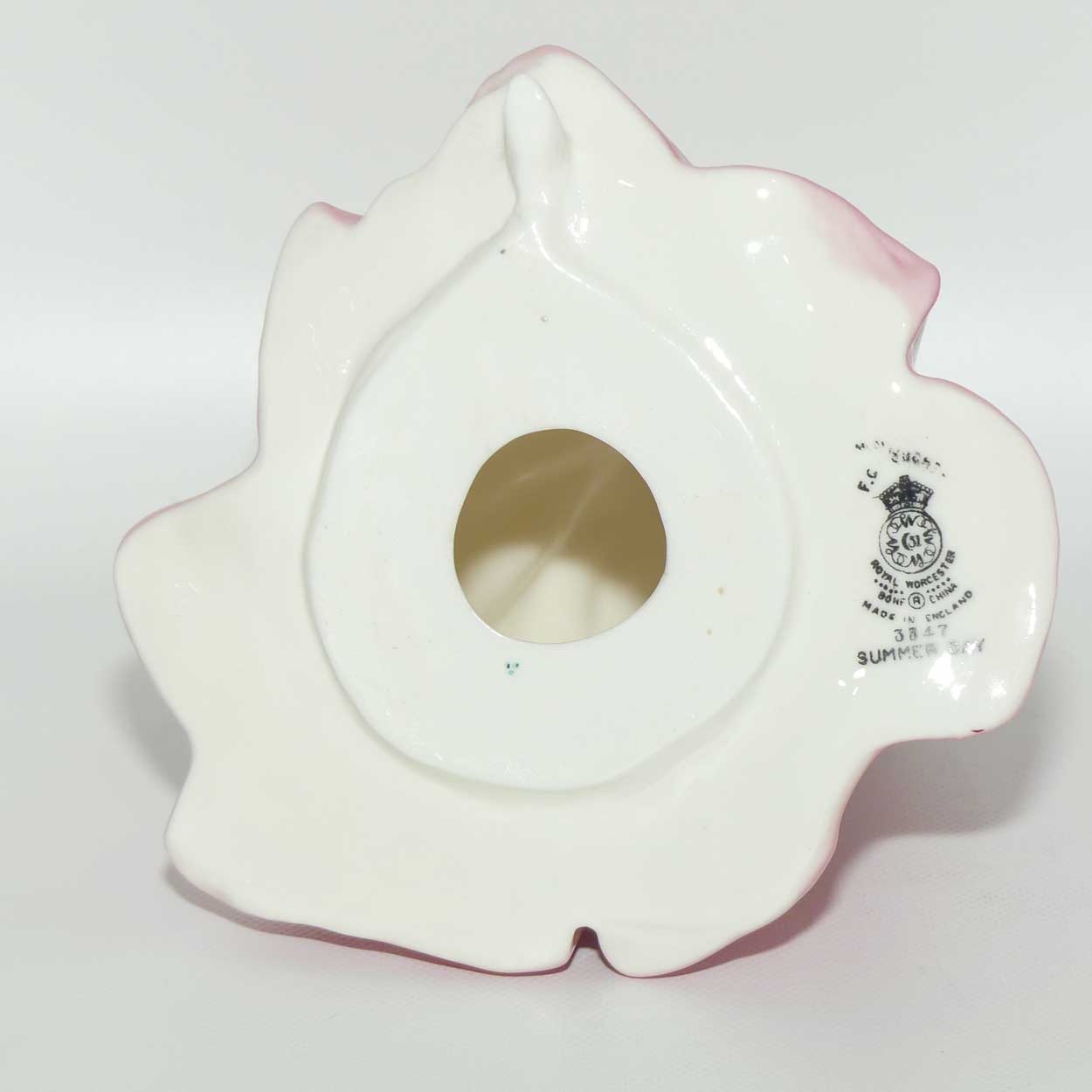 RW3547 Royal Worcester figure Summer Day | Variation