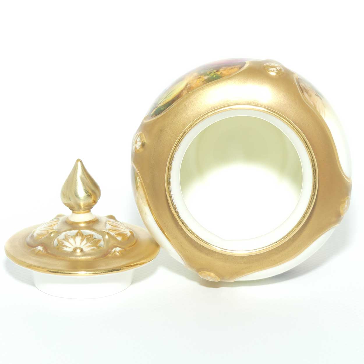 Royal Worcester hand painted fruit lidded pot pourri vase | Shape H162 | William Roberts