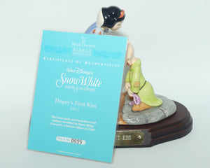 SW21 Royal Doulton Disney Snow White tableau | Dopey's First Kiss | LE98/2000 | Box + Cert