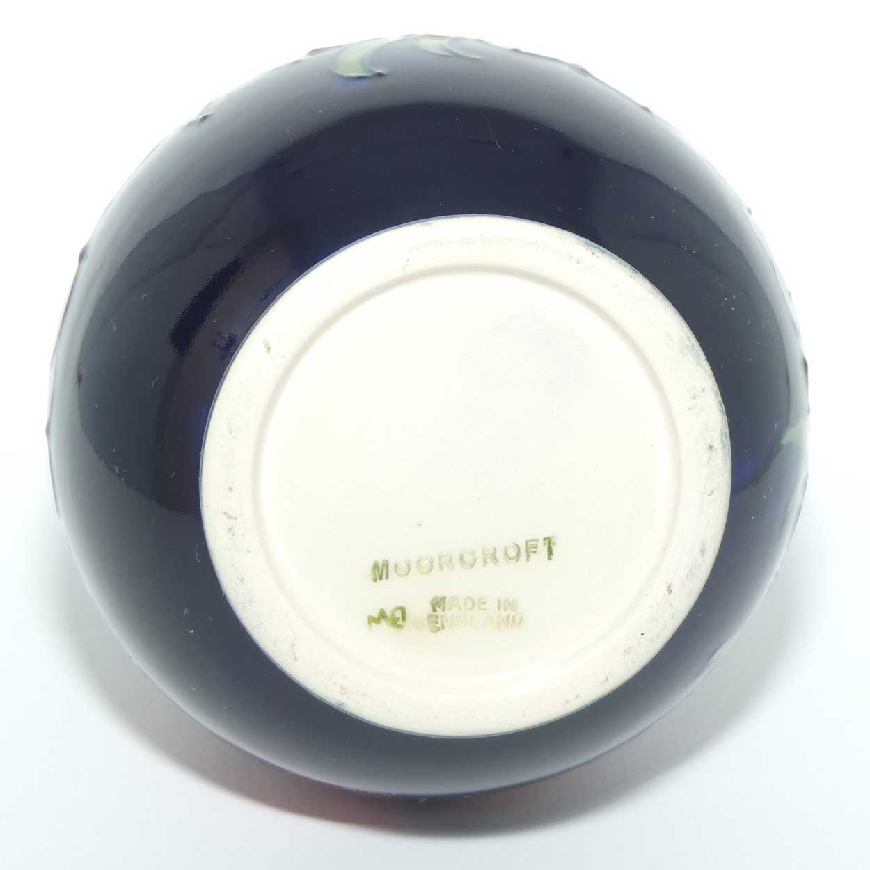 Walter Moorcroft Anemone Blue vase | Shape 7/5