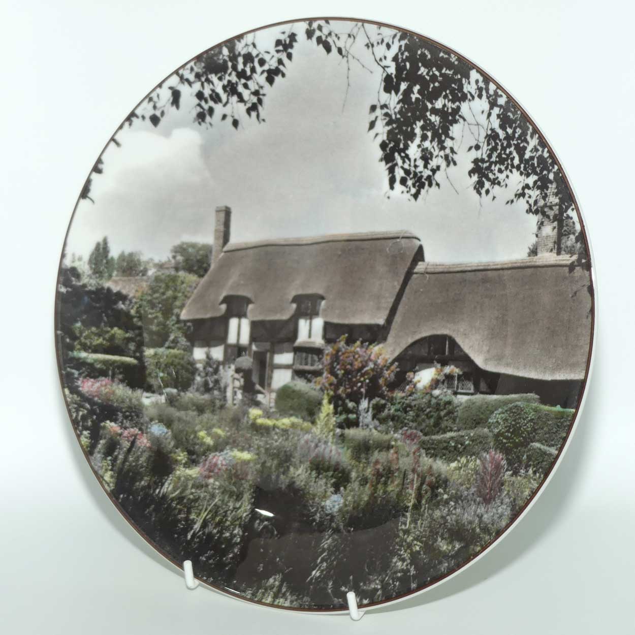 Royal Doulton Historical Britain plate | Anne Hathaway's Cottage Shottery | TC1027