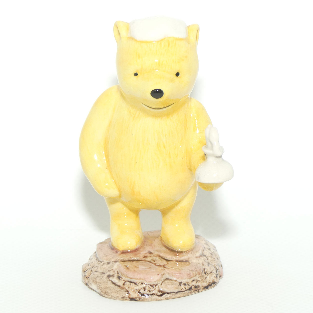WP11 Royal Doulton Winnie the Pooh figure | Winnie lights the Candle | Boxed