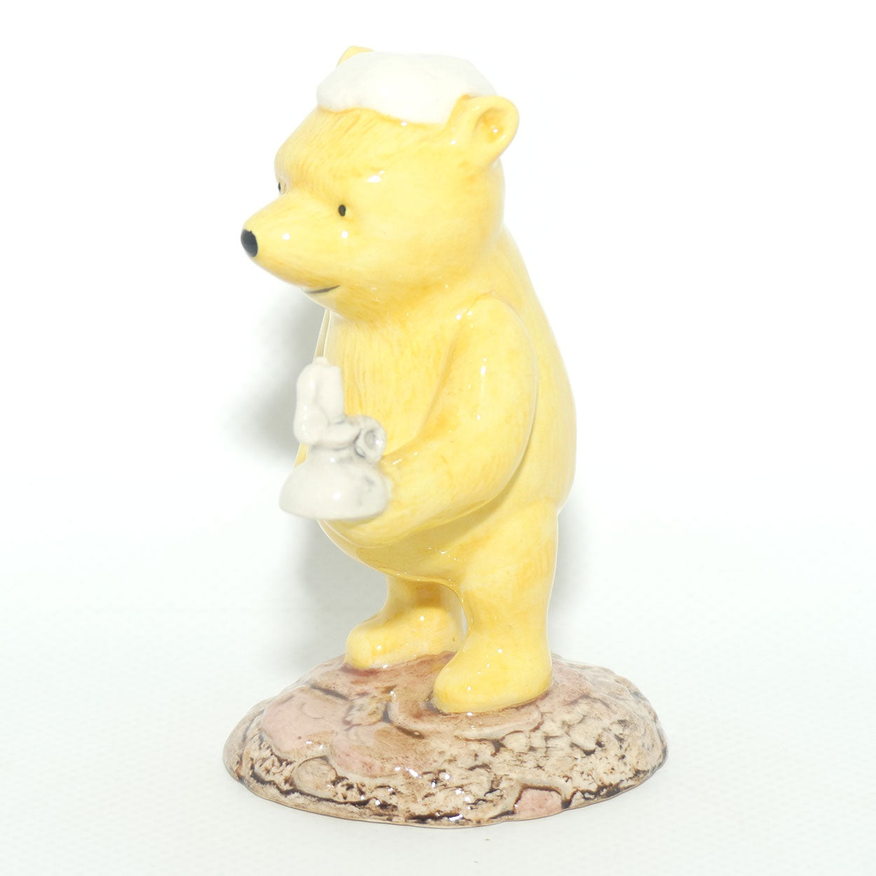 WP11 Royal Doulton Winnie the Pooh figure | Winnie lights the Candle | Boxed
