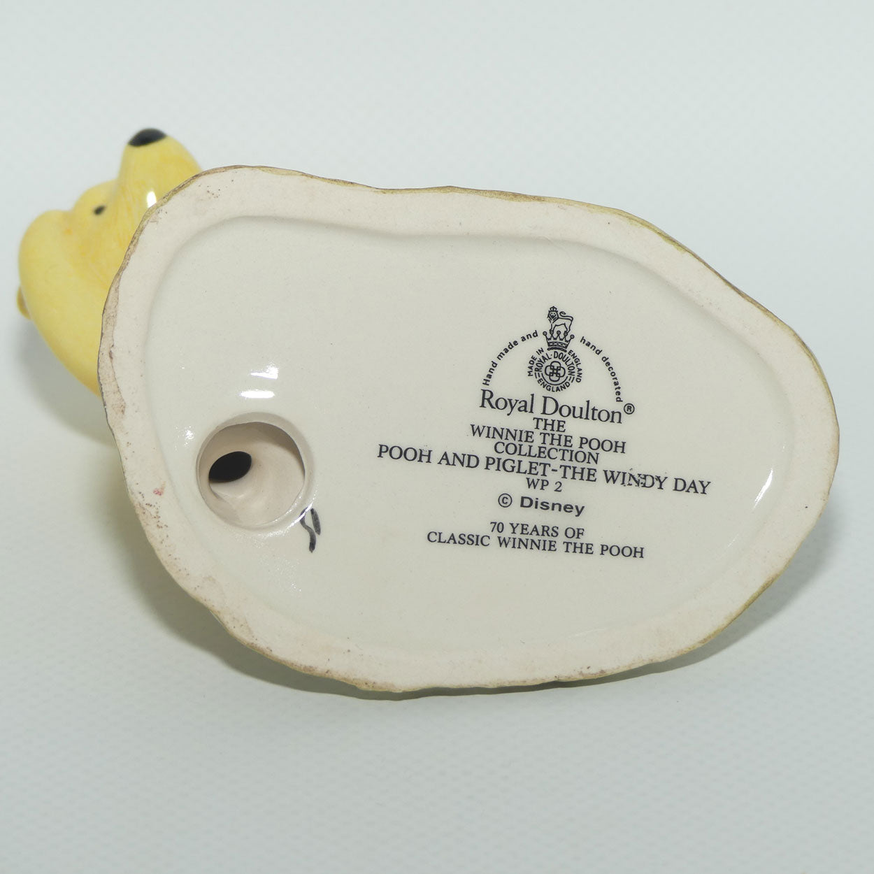 WP02 Royal Doulton Winnie the Pooh figure | Pooh and Piglet The Windy Day