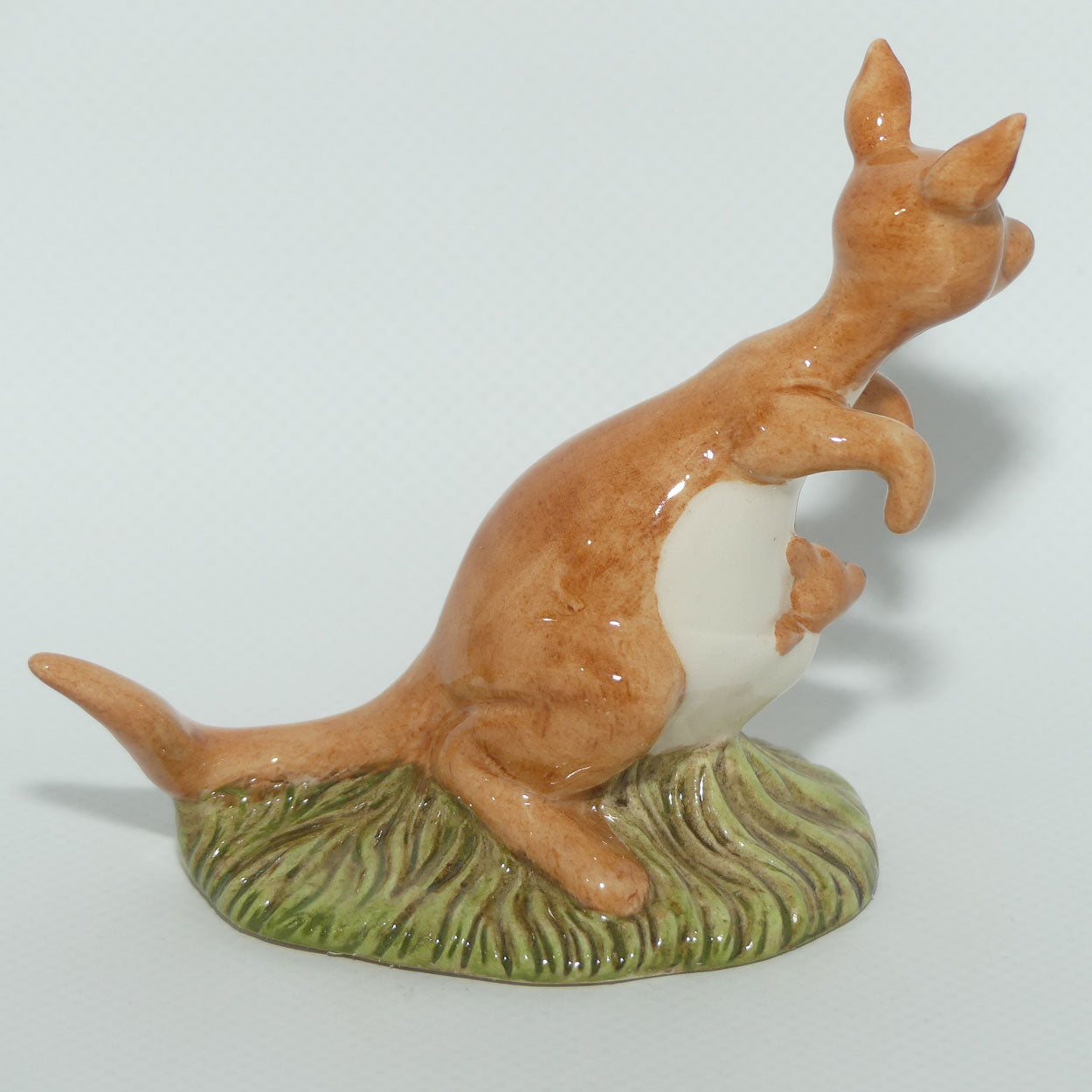 WP08 Royal Doulton Winnie the Pooh figure | Kanga and Roo | figure only