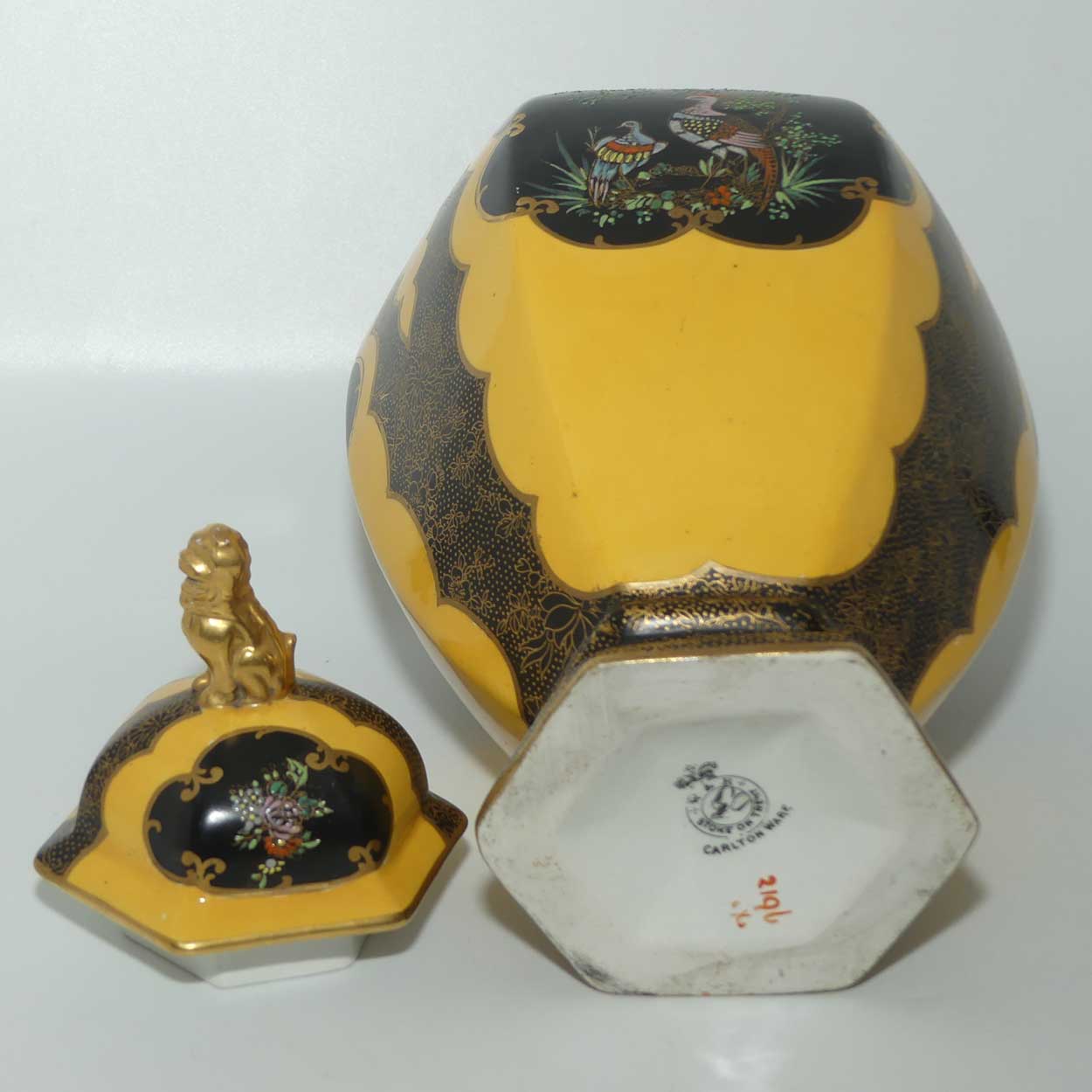 W & R Carlton Ware temple urn | Worcester Birds pattern on Black and Yellow | 2196