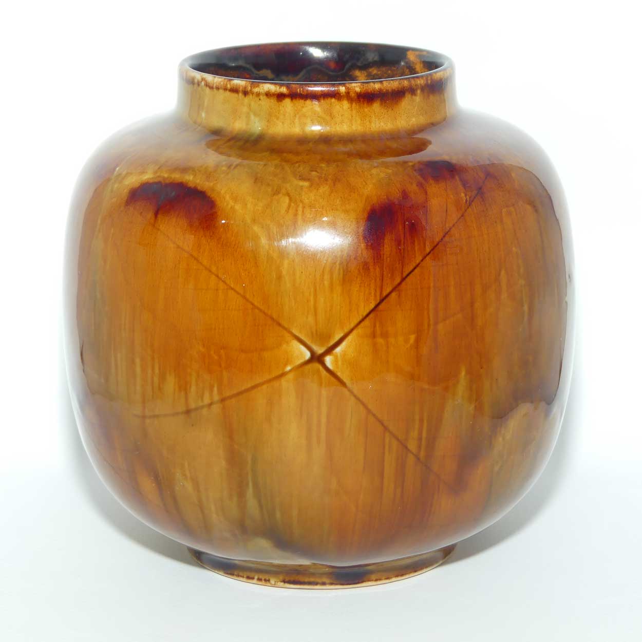 Royal Doulton Lambeth Natural Foliage ball vase X8531M