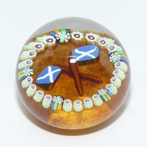 John Deacons Scotland the Brave medium paperweight | Amber