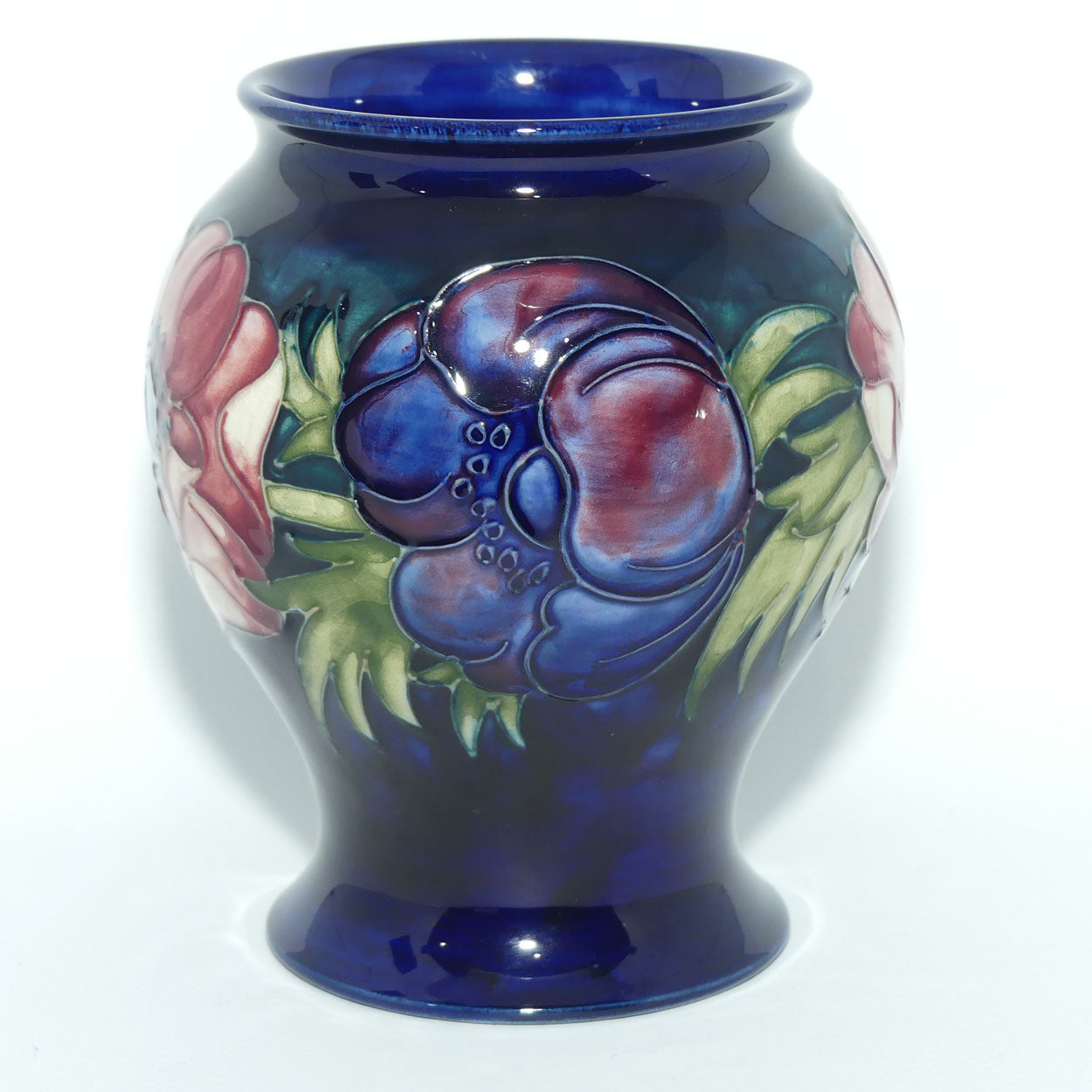 Walter Moorcroft Anemone | Blue 146/5 vase | #2
