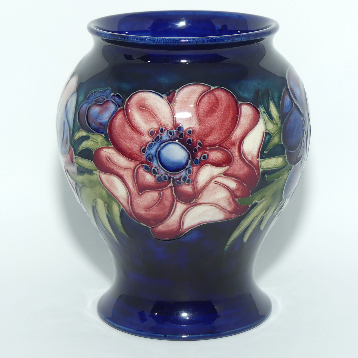 Walter Moorcroft Anemone | Blue 146/5 vase | #2