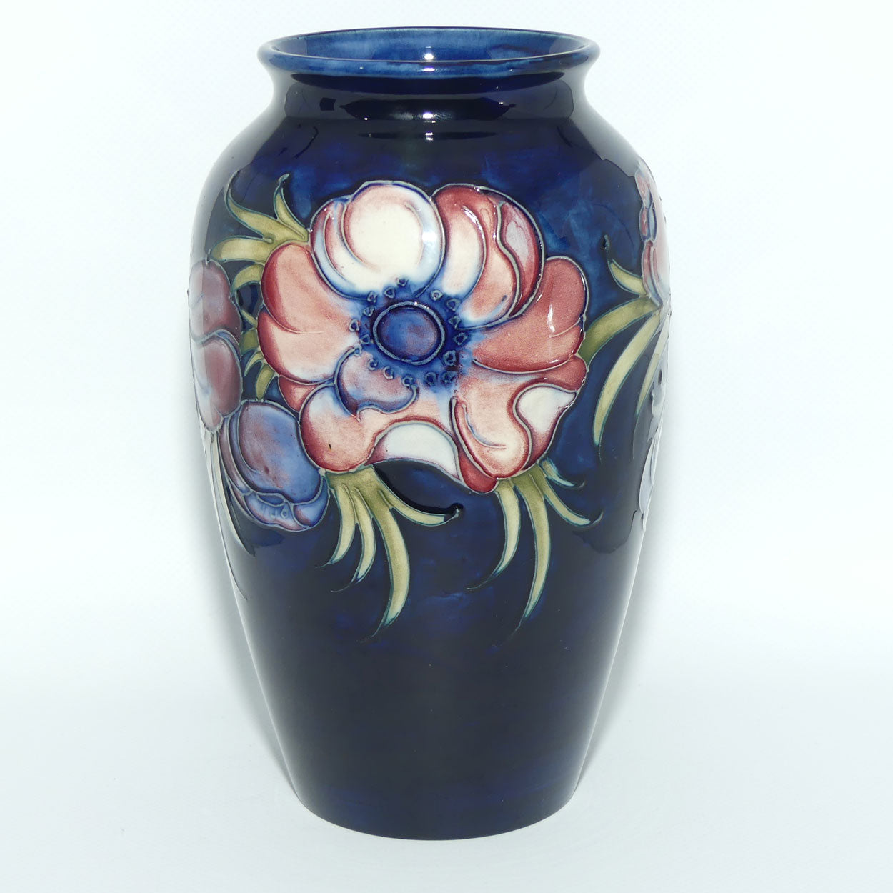 Walter Moorcroft Anemone (Blue) 18/8 vase