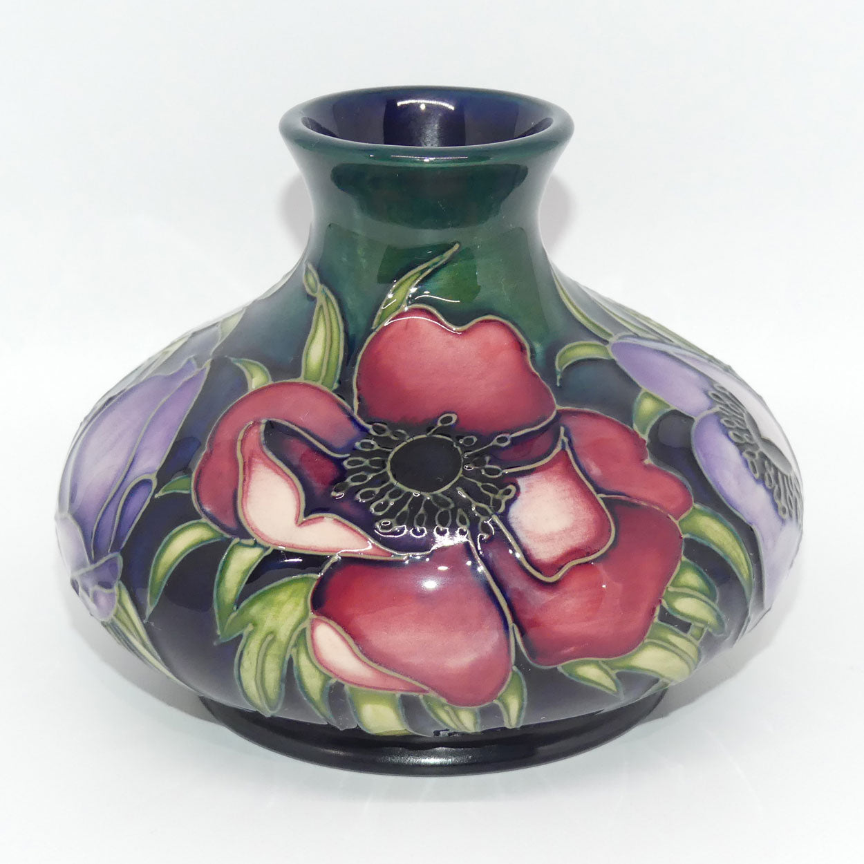 Moorcroft Anemone Tribute 32/5 vase