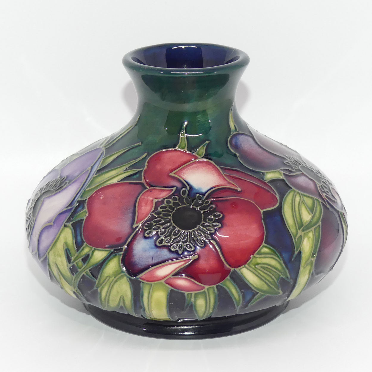 Moorcroft Anemone Tribute 32/5 vase