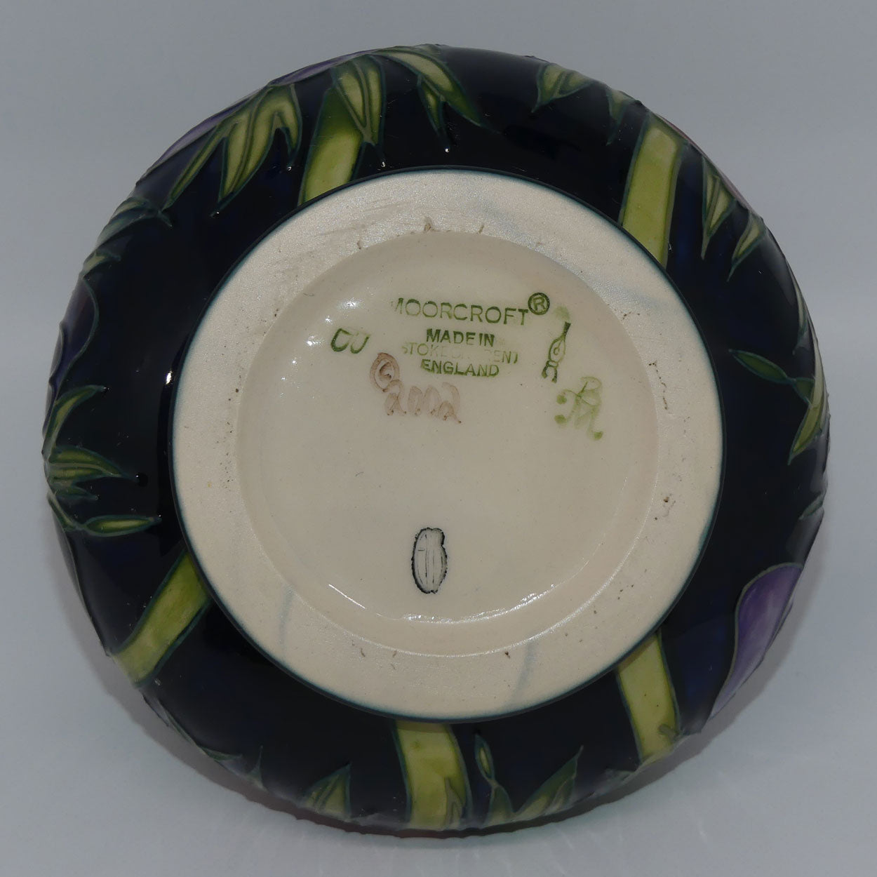 Moorcroft Anemone Tribute 32/5 vase