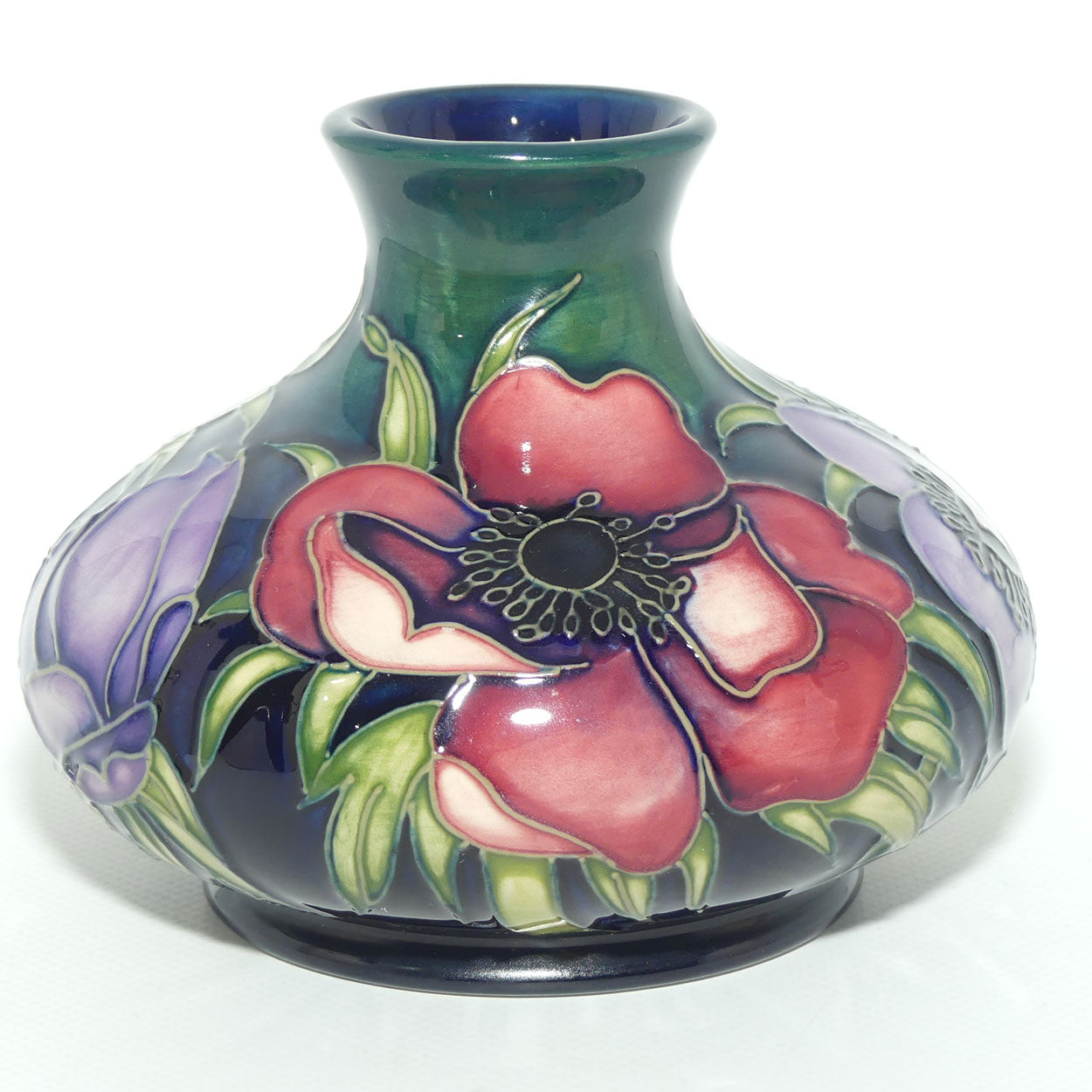 Moorcroft Anemone Tribute 32/5 vase