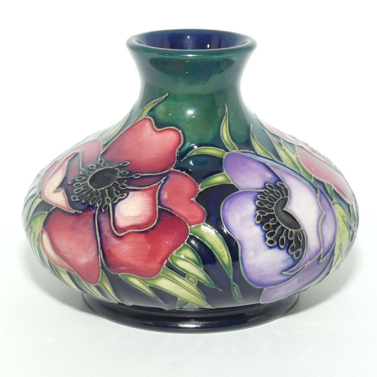 Moorcroft Anemone Tribute 32/5 vase