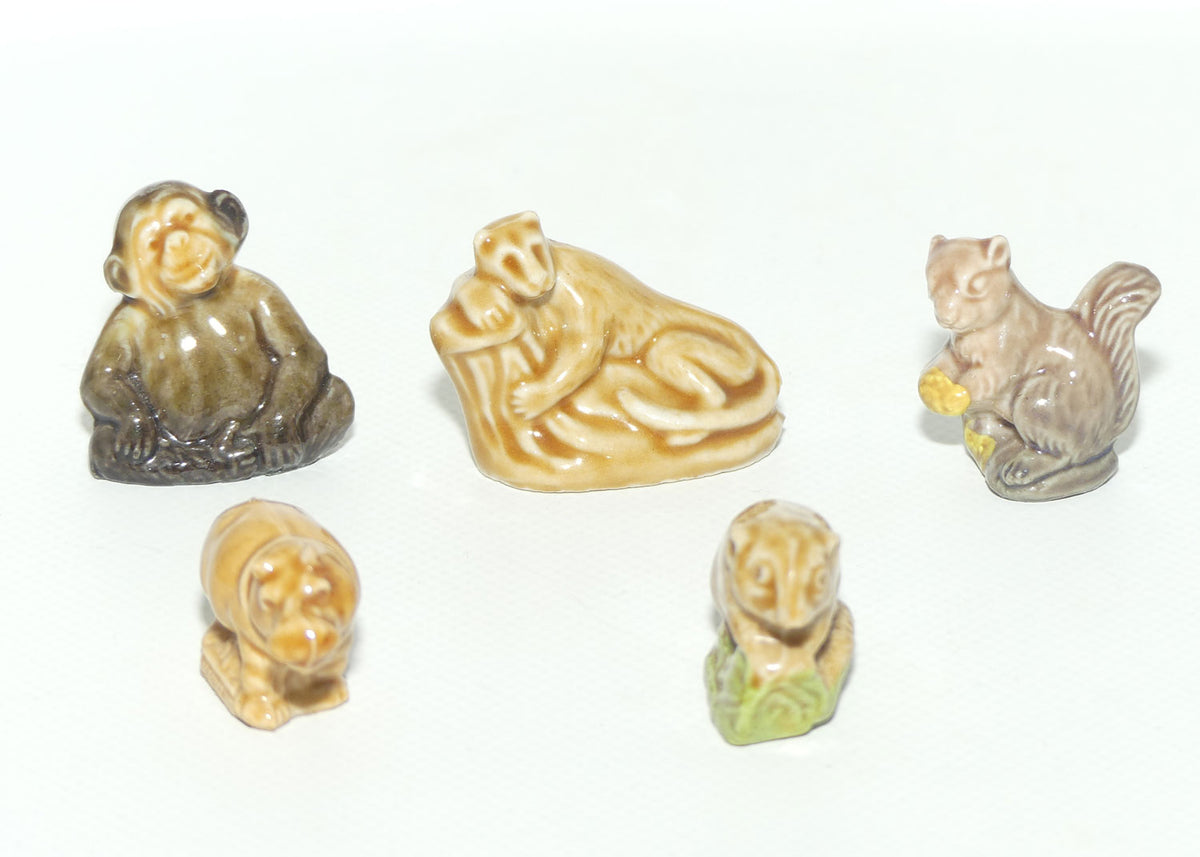 Collection of Wade Animal Kingdom Whimsy figures | 11 in total