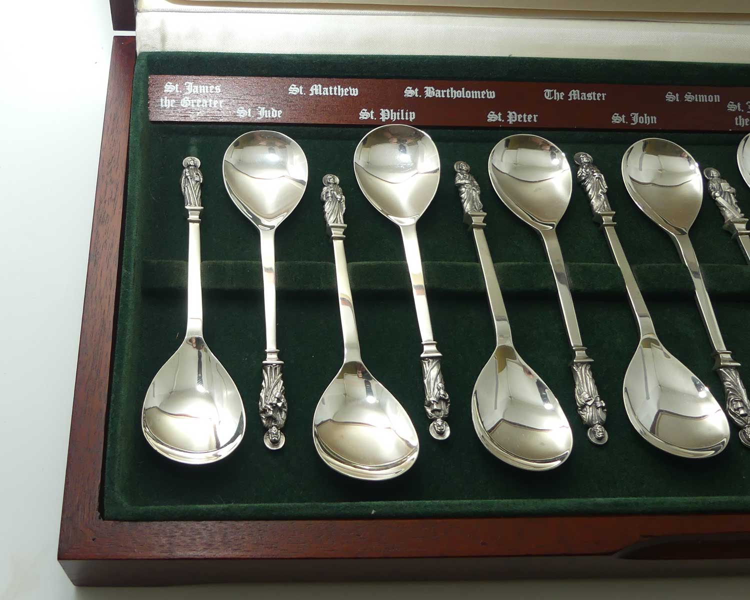 Birmingham Mint | set of 13 Sterling Silver Apostle Spoons in presentation case | Birmingham 1977