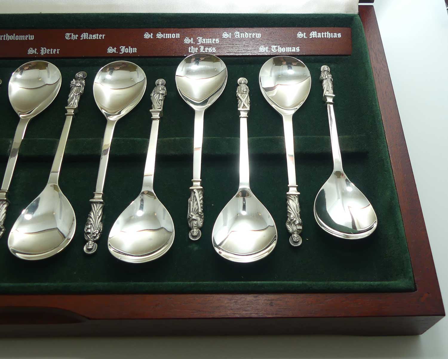 Birmingham Mint | set of 13 Sterling Silver Apostle Spoons in presentation case | Birmingham 1977