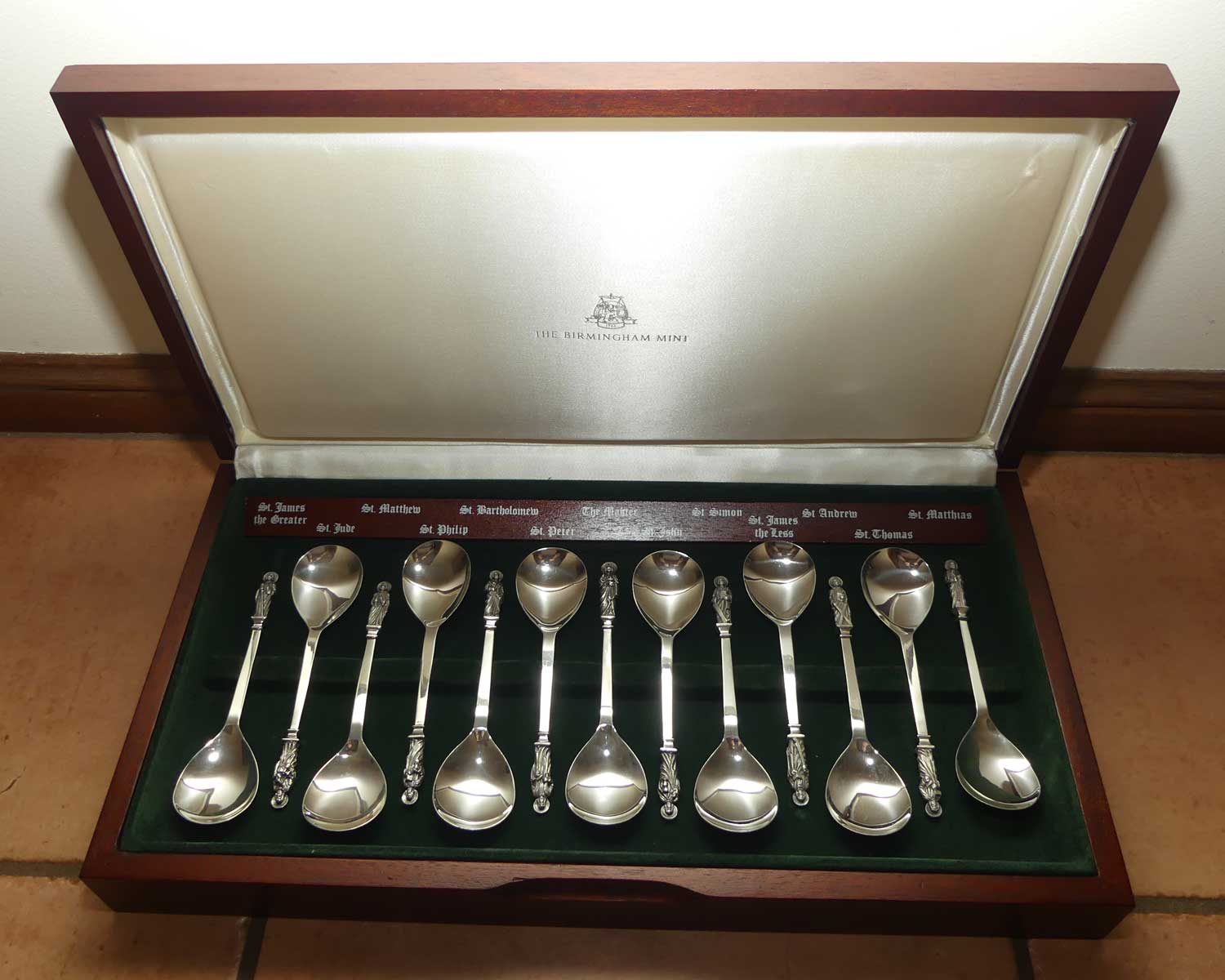 Birmingham Mint | set of 13 Sterling Silver Apostle Spoons in presentation case | Birmingham 1977