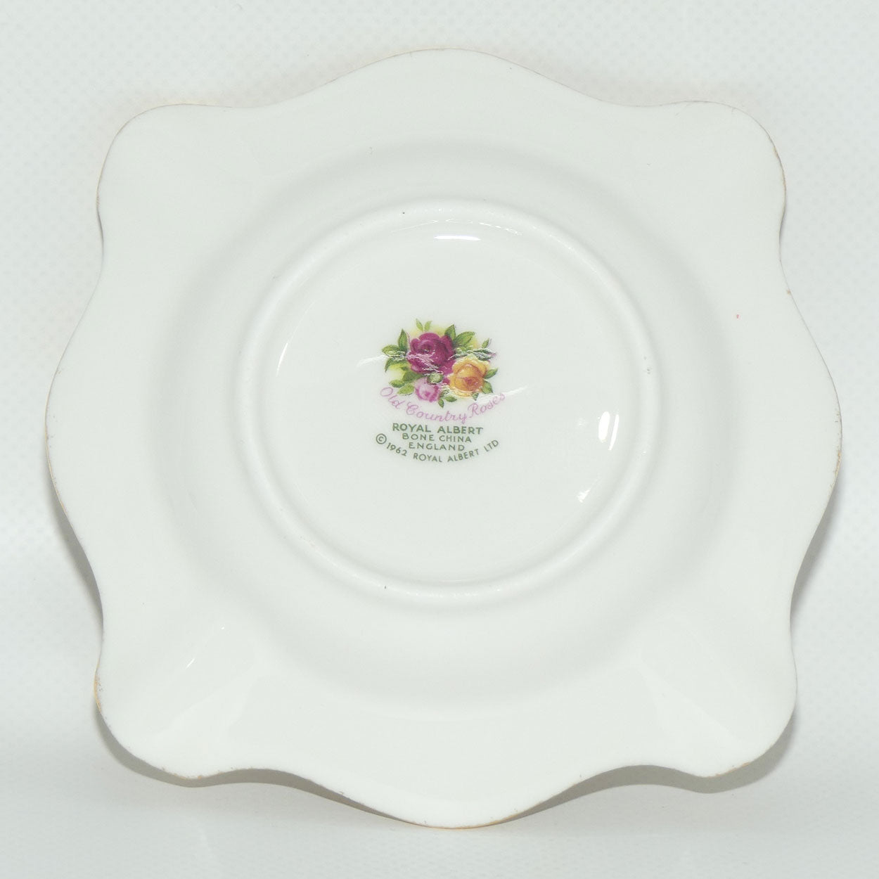 Royal Albert Bone China England Old Country Roses Ash Tray | © 1962 Royal Albert Ltd backstamp
