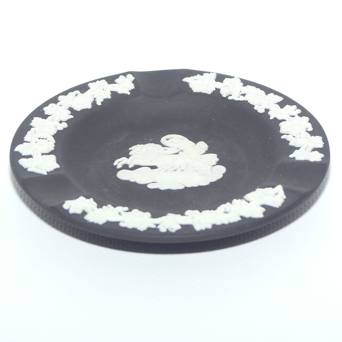 Wedgwood Jasper | White on Black | Aurora ashtray