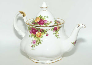 Royal Albert Bone China Old Country Roses tea pot | 1250ml | © 1962 Royal Albert Ltd backstamp | Asian